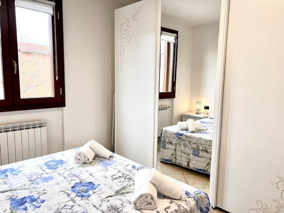 Comfyspot Apartment Rosia ภายนอก รูปภาพ