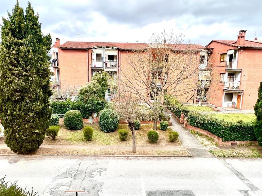 Comfyspot Apartment Rosia ภายนอก รูปภาพ