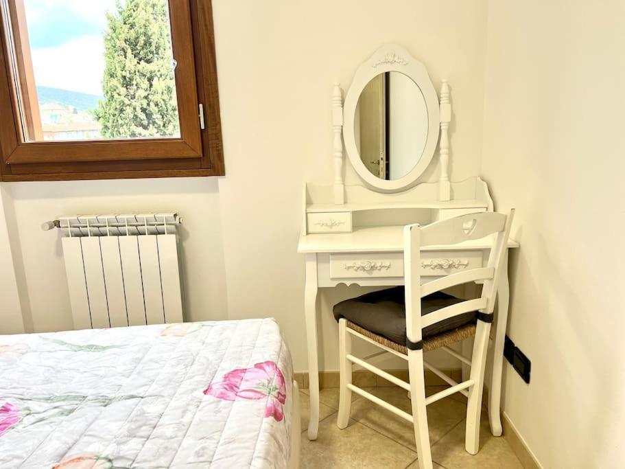 Comfyspot Apartment Rosia ภายนอก รูปภาพ