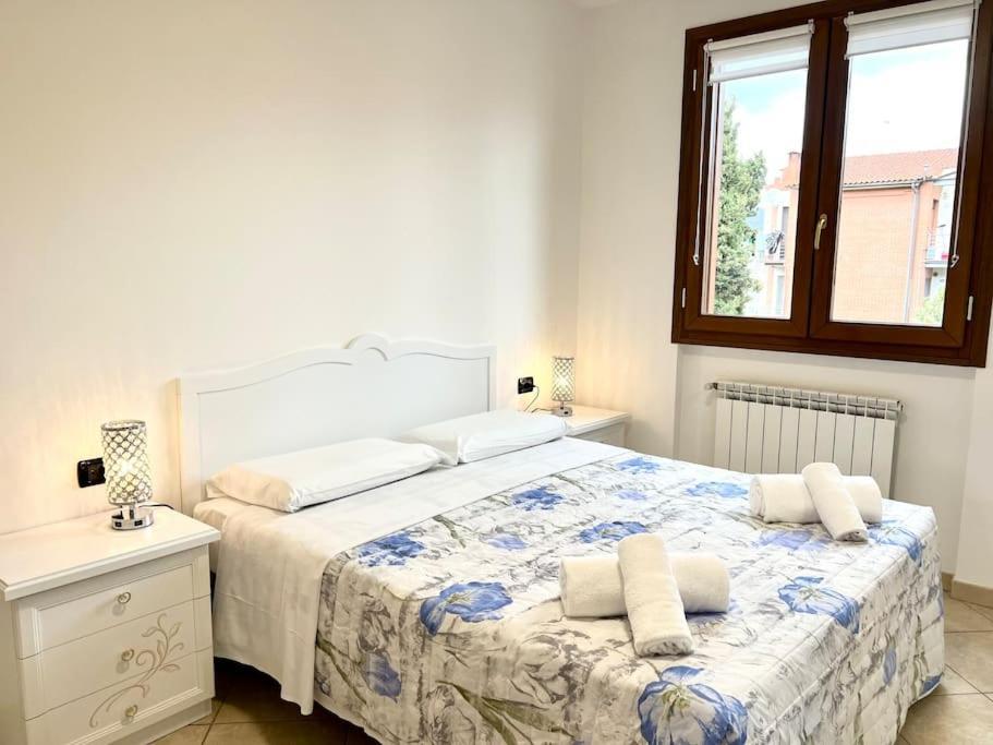Comfyspot Apartment Rosia ภายนอก รูปภาพ