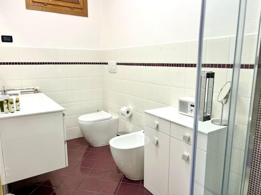 Comfyspot Apartment Rosia ภายนอก รูปภาพ