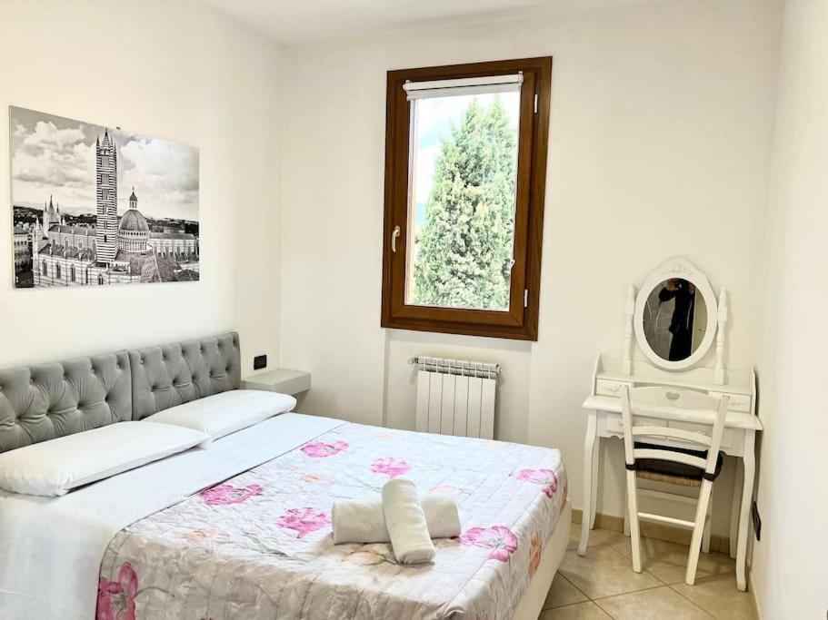 Comfyspot Apartment Rosia ภายนอก รูปภาพ