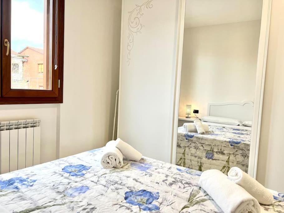 Comfyspot Apartment Rosia ภายนอก รูปภาพ