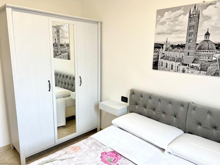 Comfyspot Apartment Rosia ภายนอก รูปภาพ