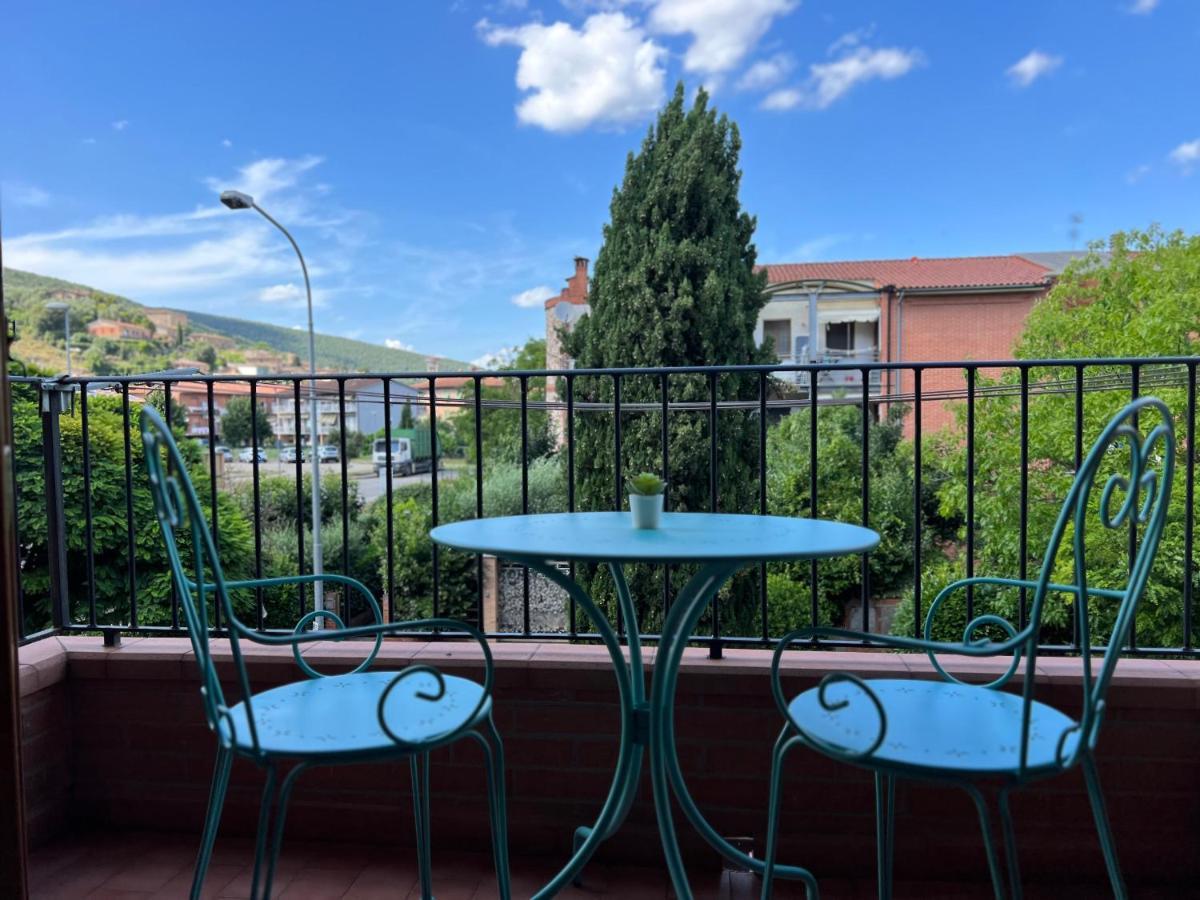 Comfyspot Apartment Rosia ภายนอก รูปภาพ